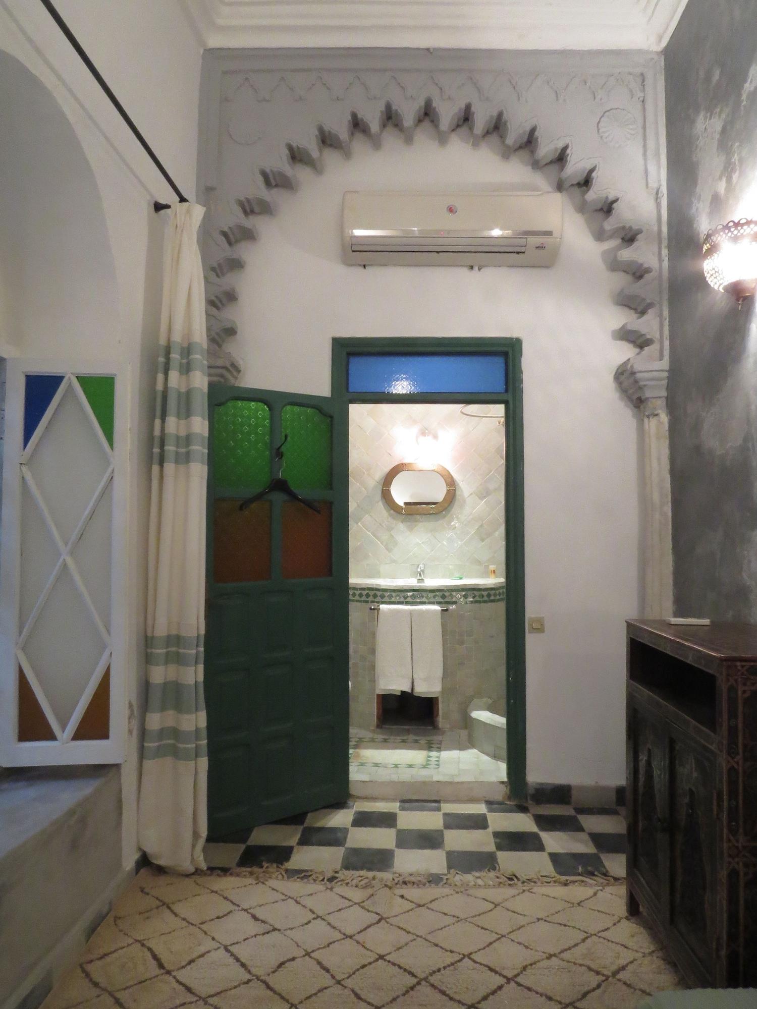 Riad Arous Chamel Tanger Extérieur photo